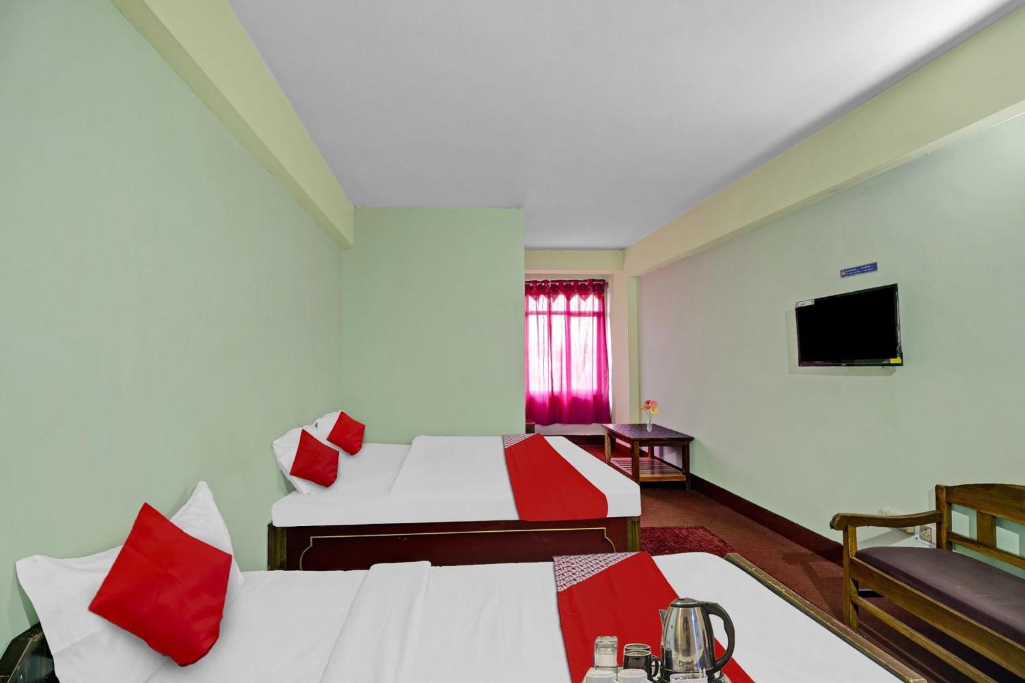 Hotel O Evergreen Guest House Shillong Exterior photo