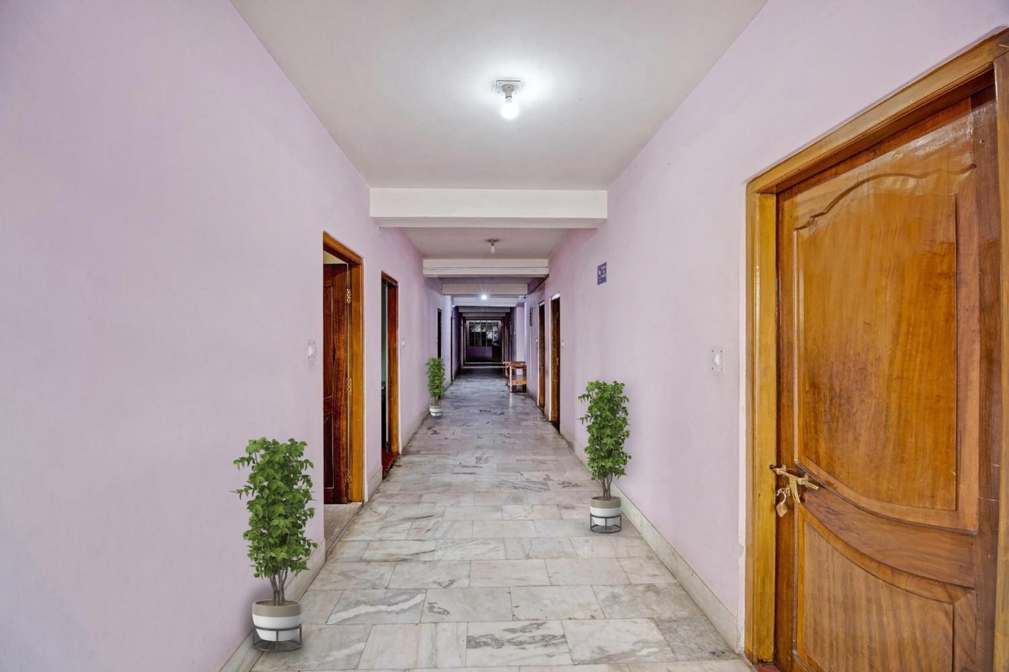 Hotel O Evergreen Guest House Shillong Exterior photo